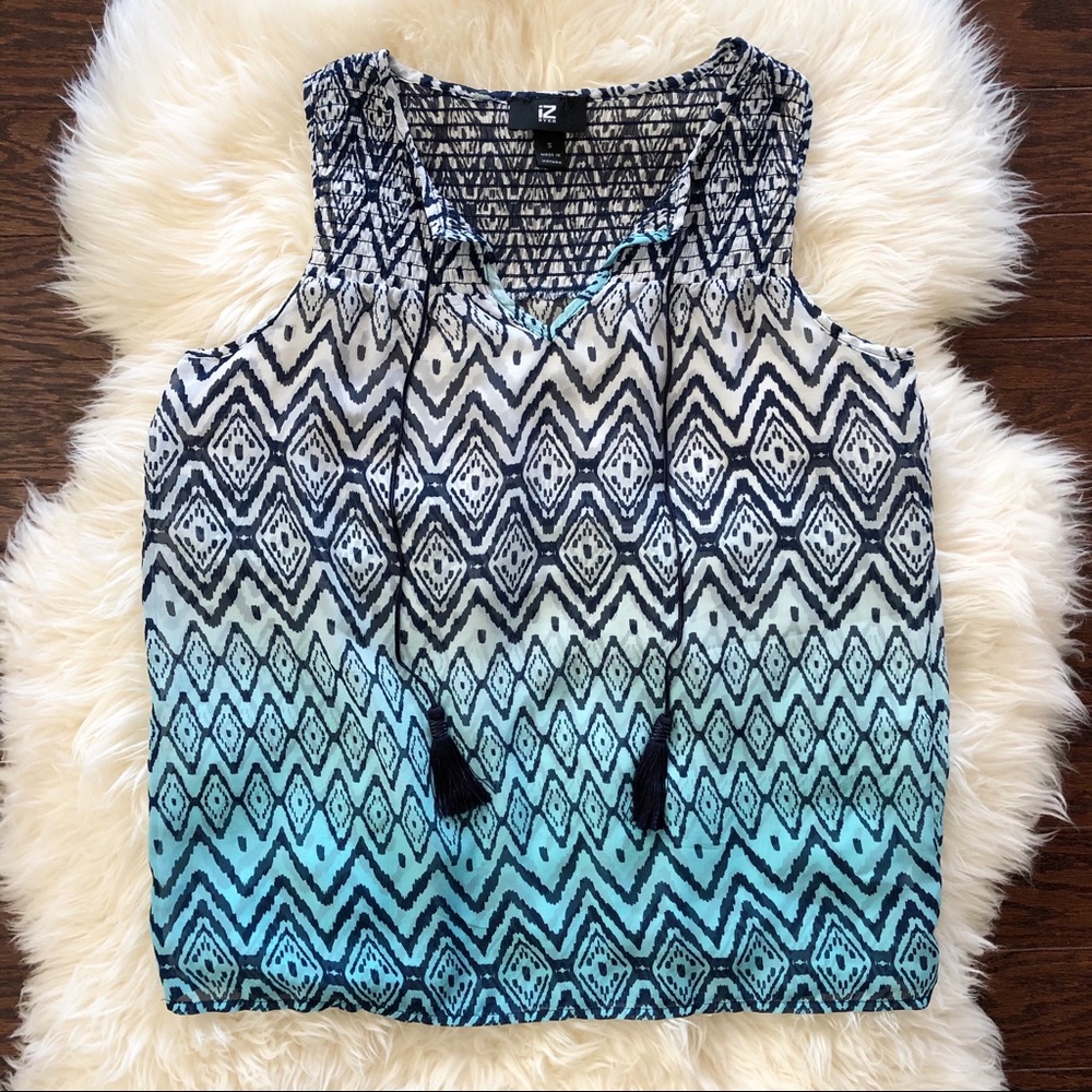 iZ Byer Sleeveless Diamond Print Sheer Blouse S